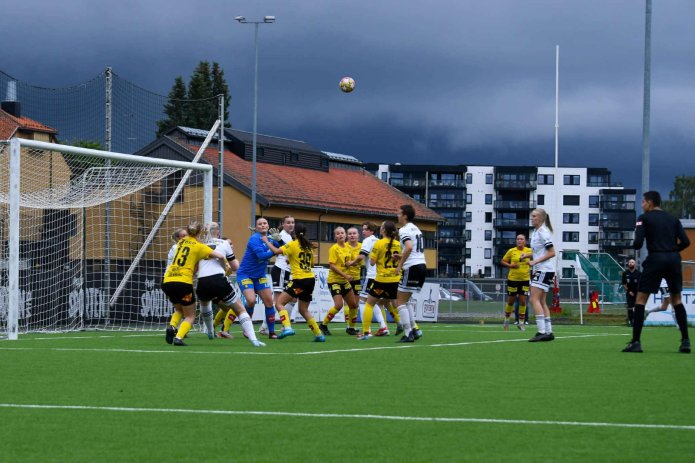 Uavgjort i LSK-hallen