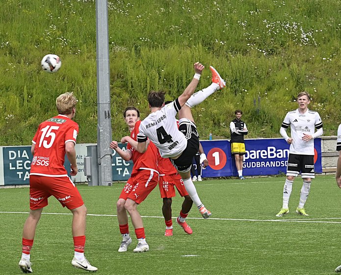Kunstscoring avsluttet festaften i OL-byen
